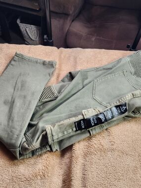 Men's Olive Green Biker Denim 44/34